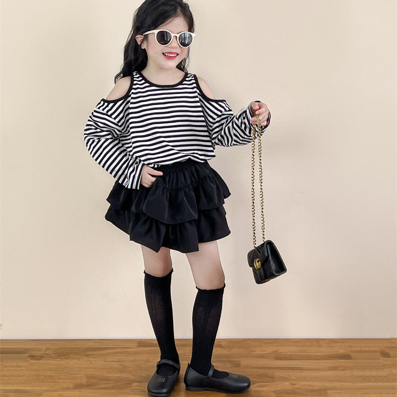 【90-140】ボーダー肩開きトップス