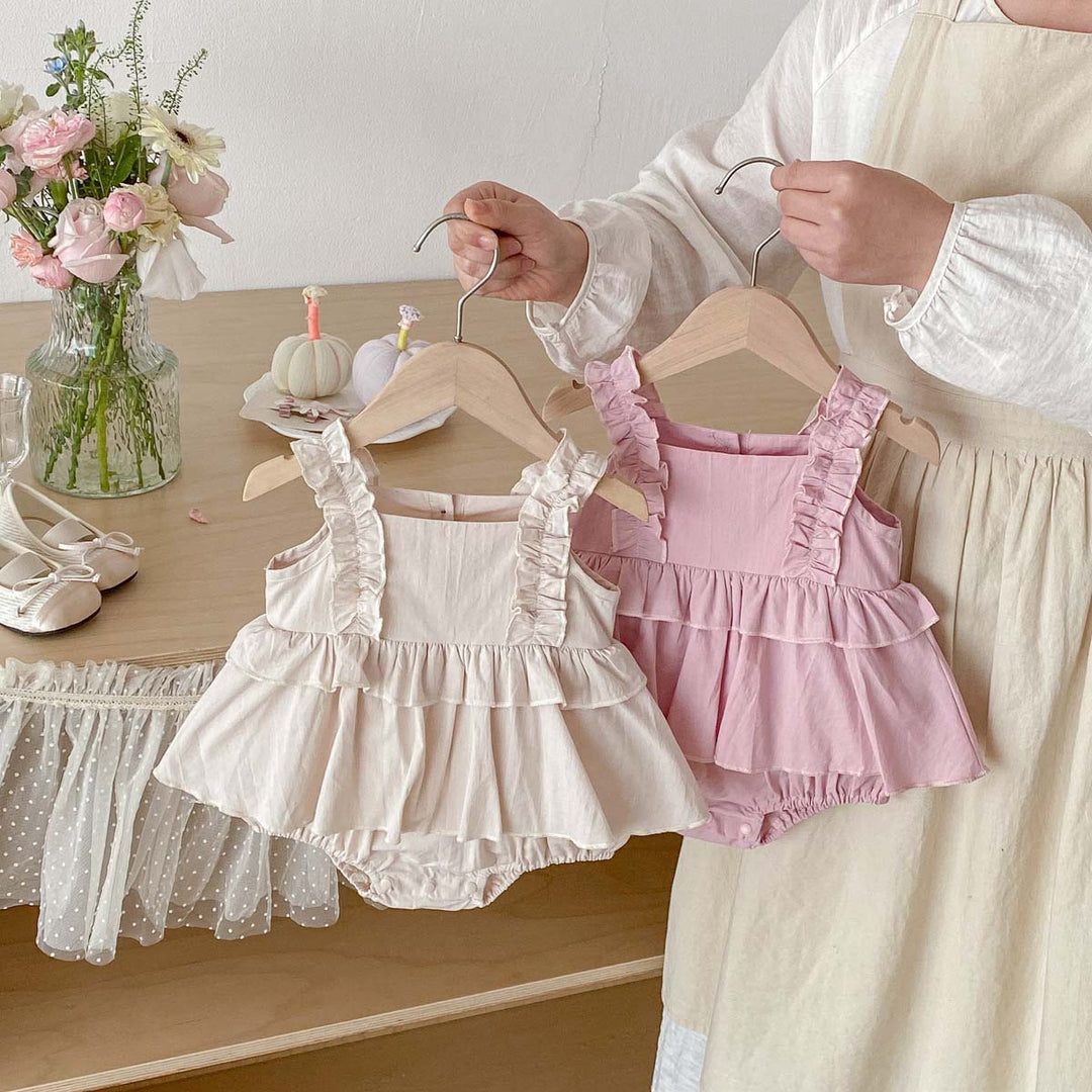 【73-90】フリルデザインキュートロンパース