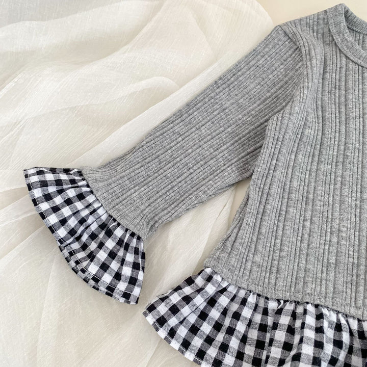 【73-120】チェック柄フリルカーディガン