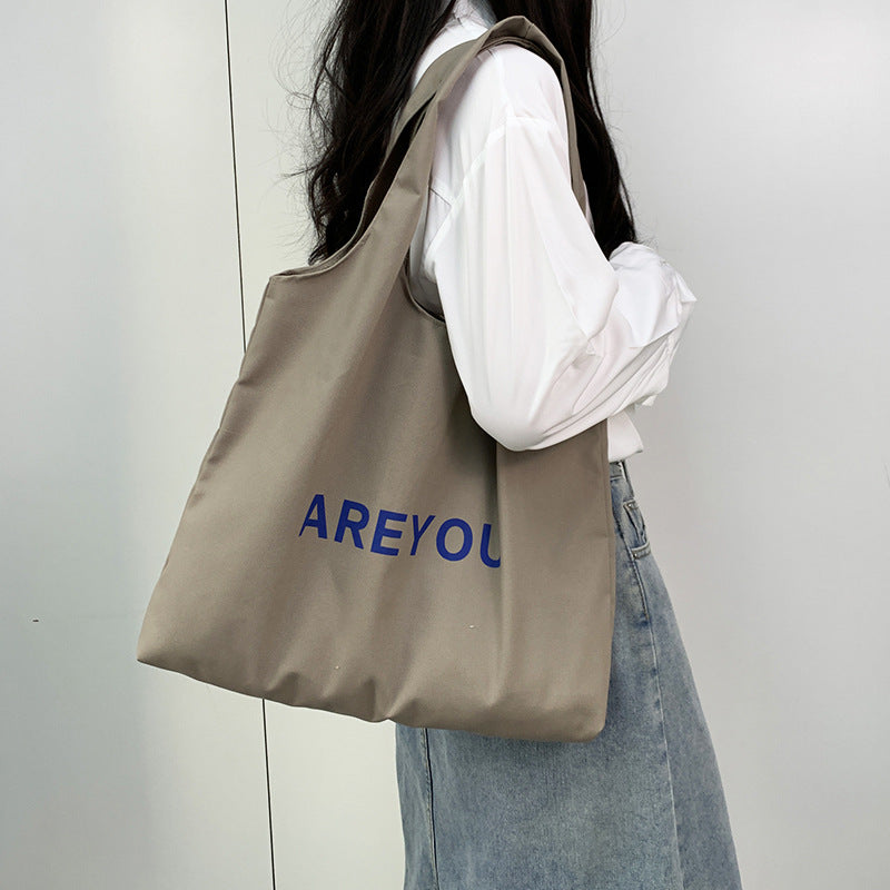 フロントロゴショルダーバッグ