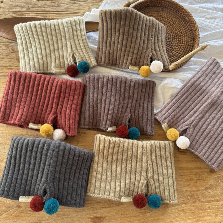 ポンポン付きニットネックウォーマー