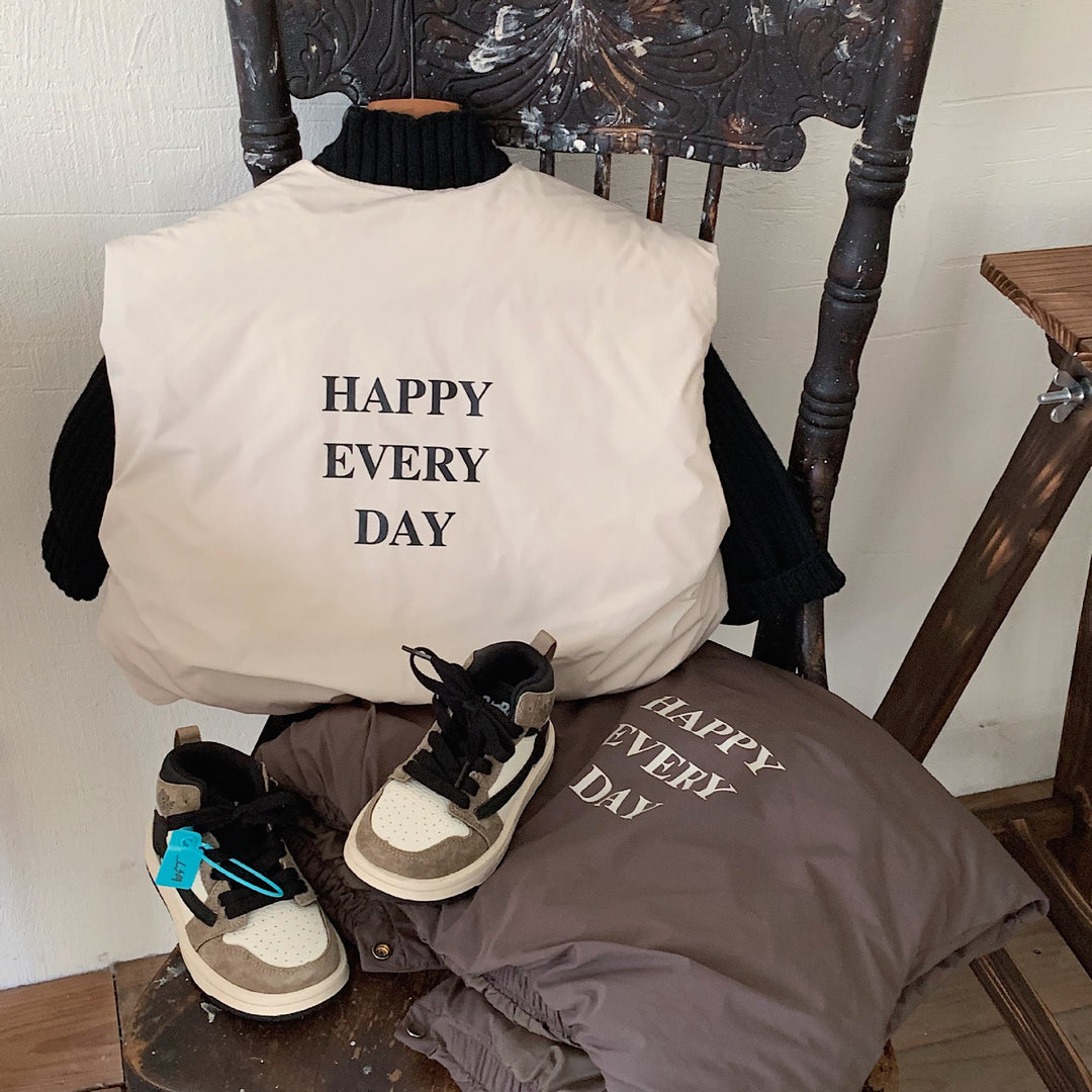 【90-140】バックロゴ中綿ベスト