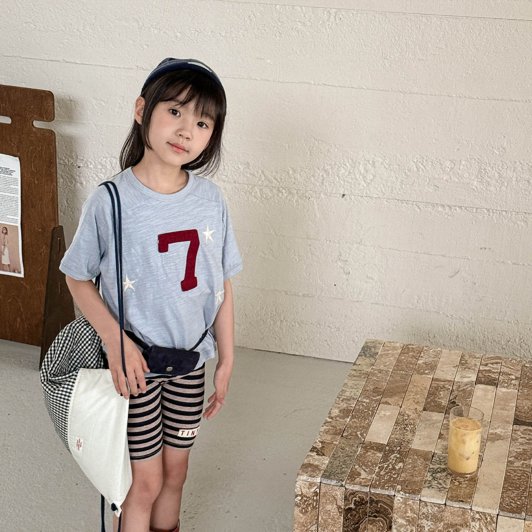 【80-130】スター＆７Tシャツ