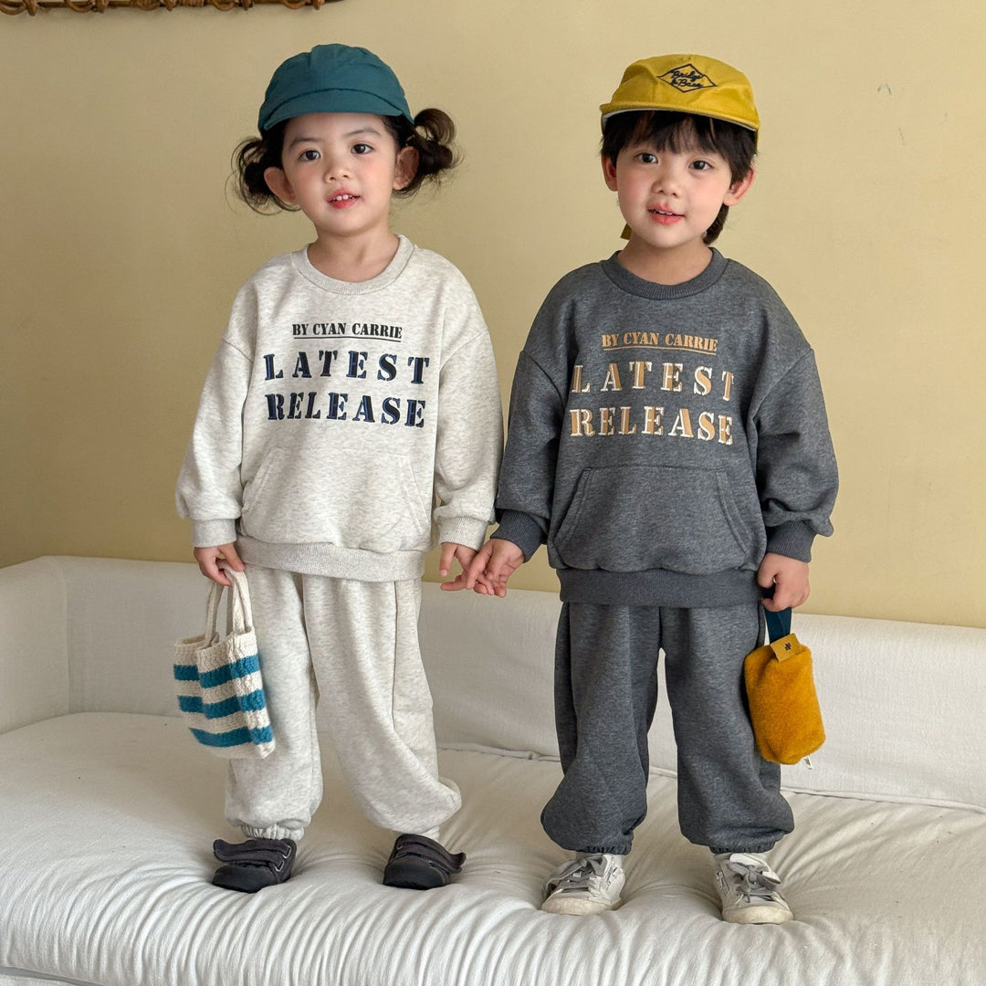 【80-150】英字ロゴデザイン長袖セットアップ