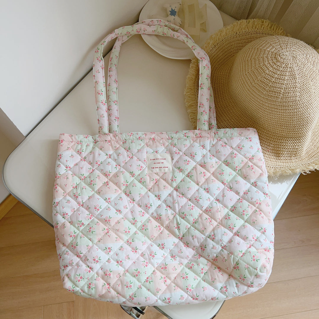 キュートデザインキルティングバッグ