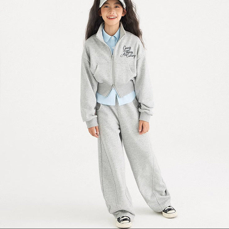 【120-150】ロゴデザインスポーティーセットアップ