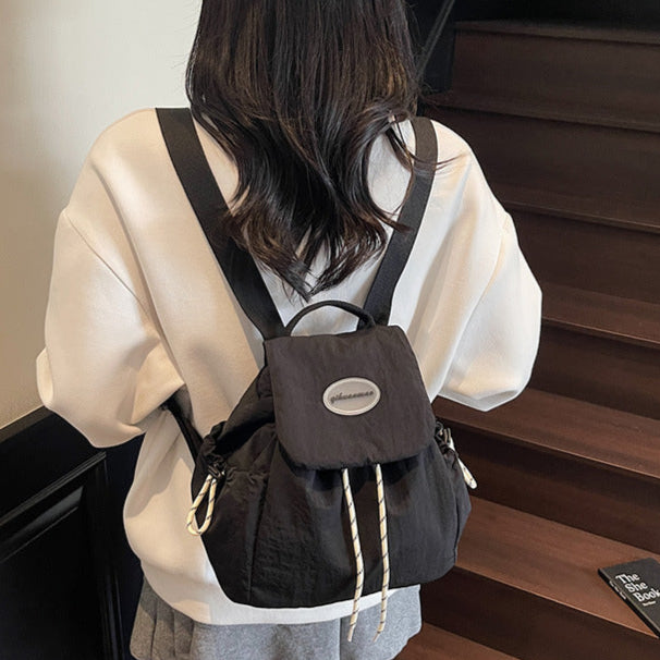 【MOM】ドローストリングデザインリュック