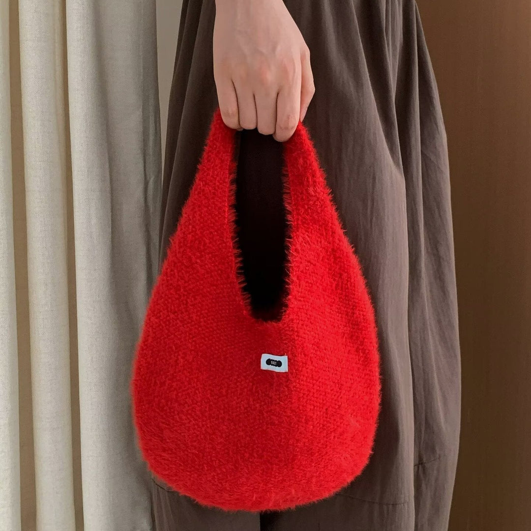 ハーフムーンハンドバッグ