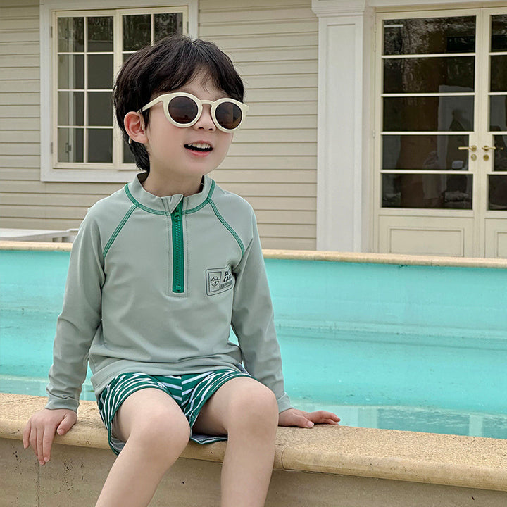【90-140】ハーフジップトップス×ボーダー柄スイムウェア