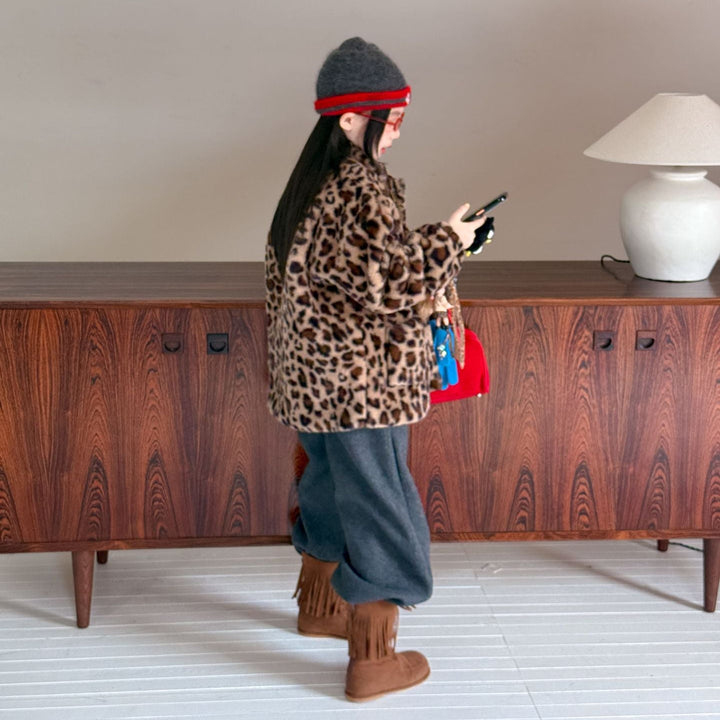 【100-150】レオパード柄スタンドカラーショートコート