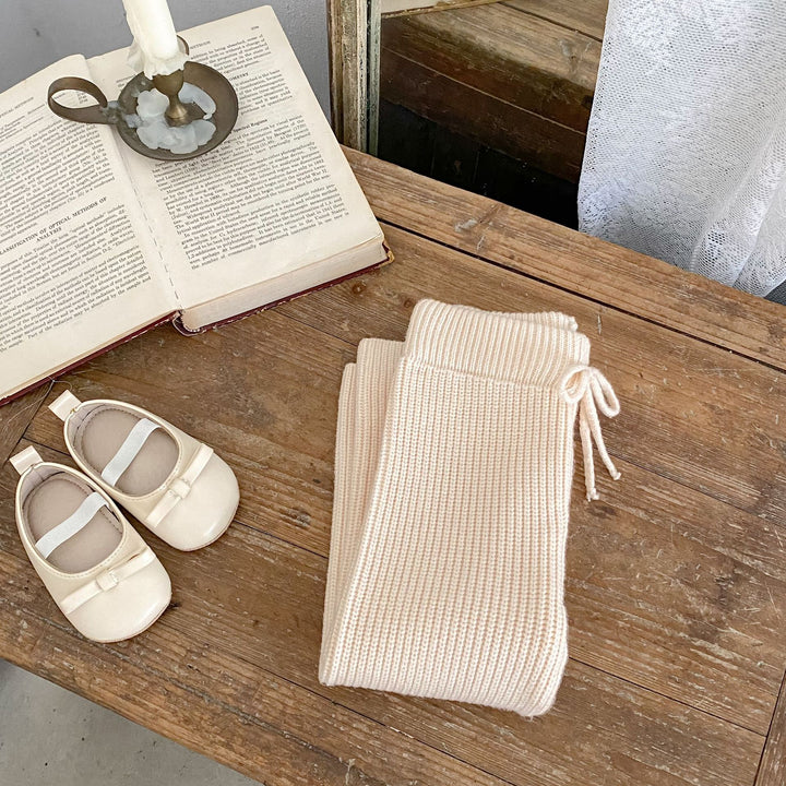 【73-100】シンプルニットフレアパンツ