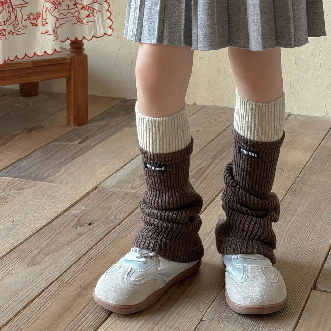 レイヤード風レッグウォーマー