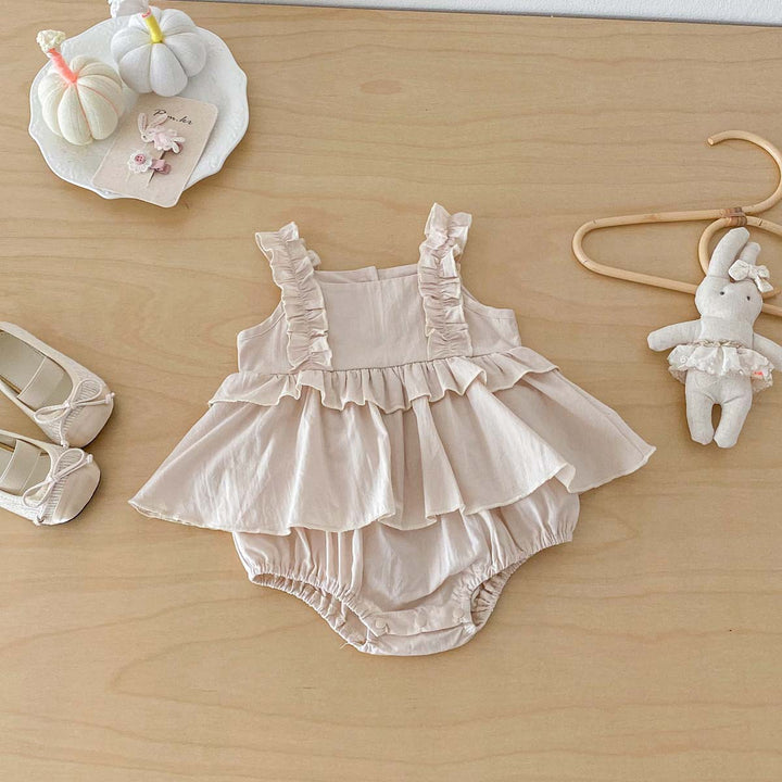 【73-90】フリルデザインキュートロンパース