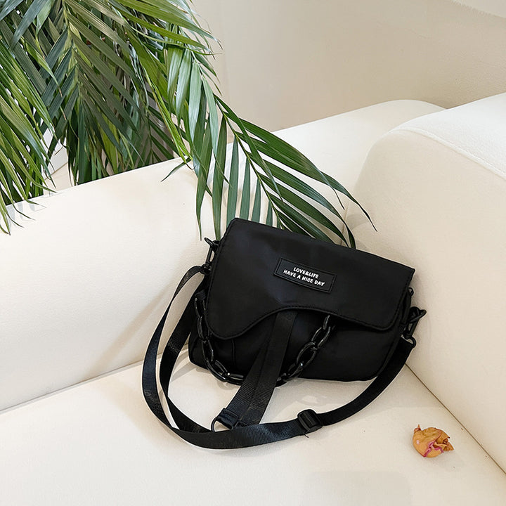 チェーンデザイショルダーバッグ