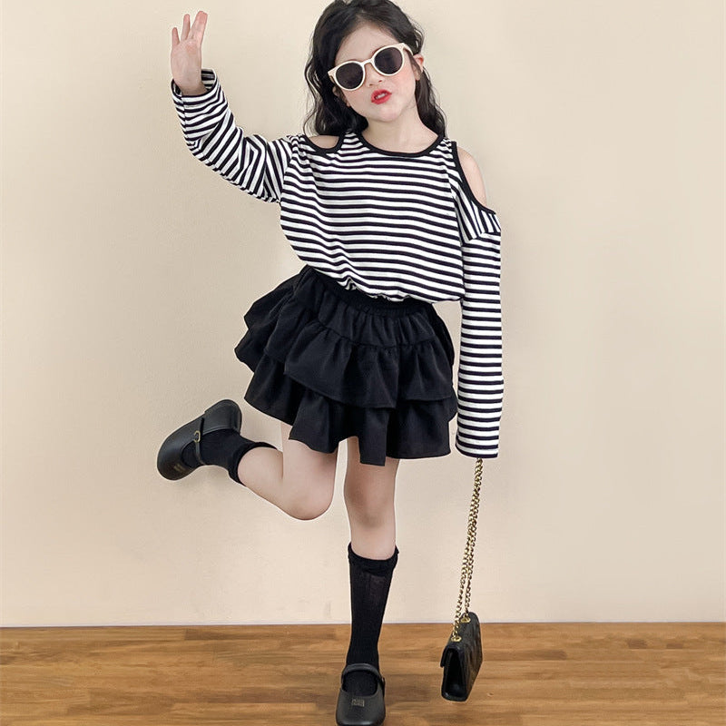 【90-140】ボーダー肩開きトップス