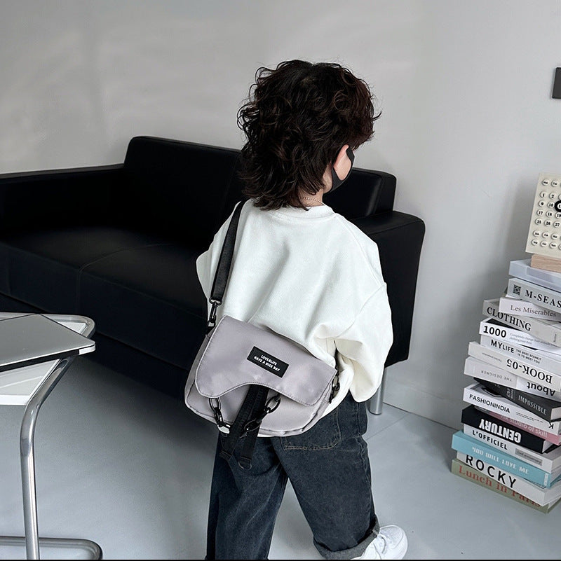 チェーンデザイショルダーバッグ