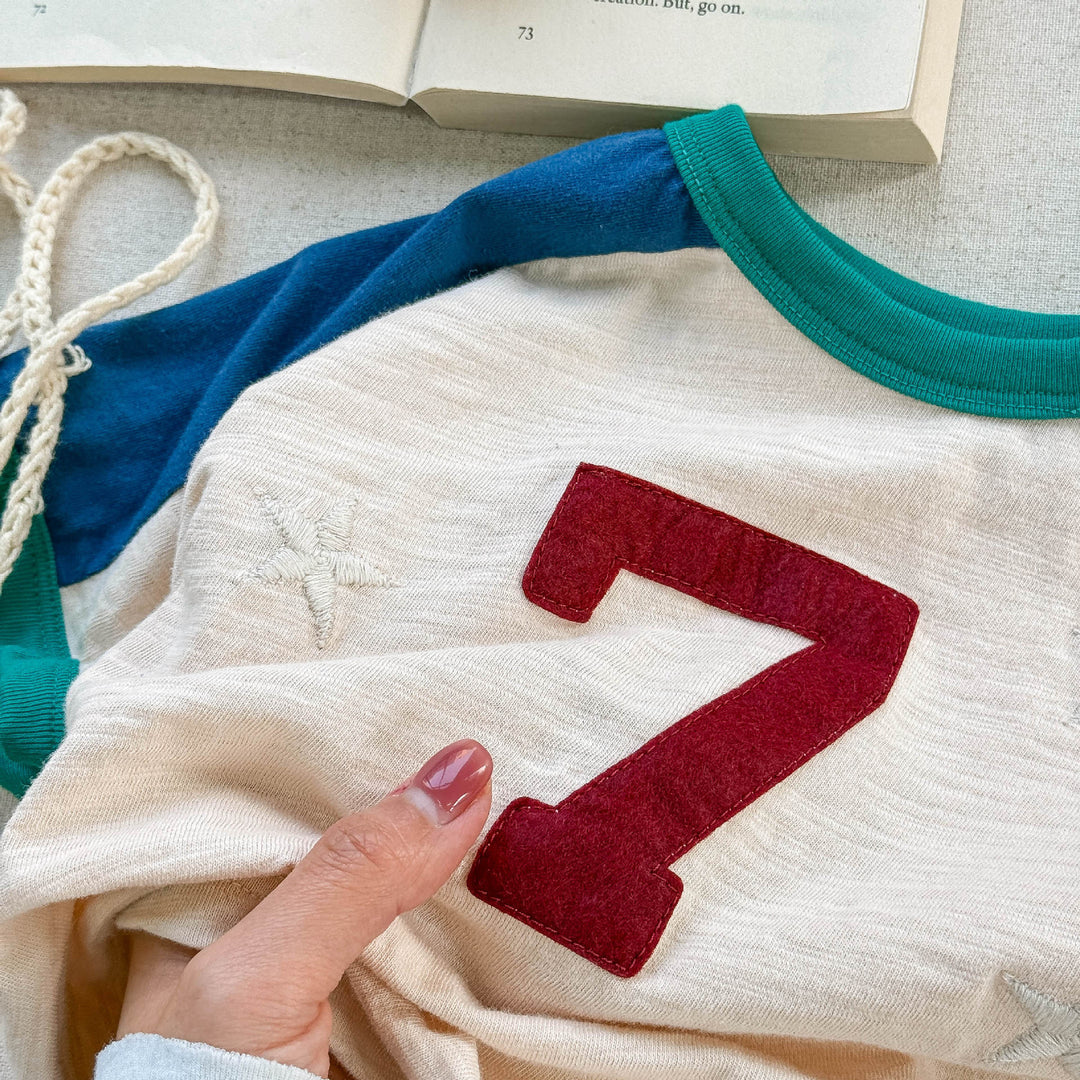 【80-130】スター＆７Tシャツ