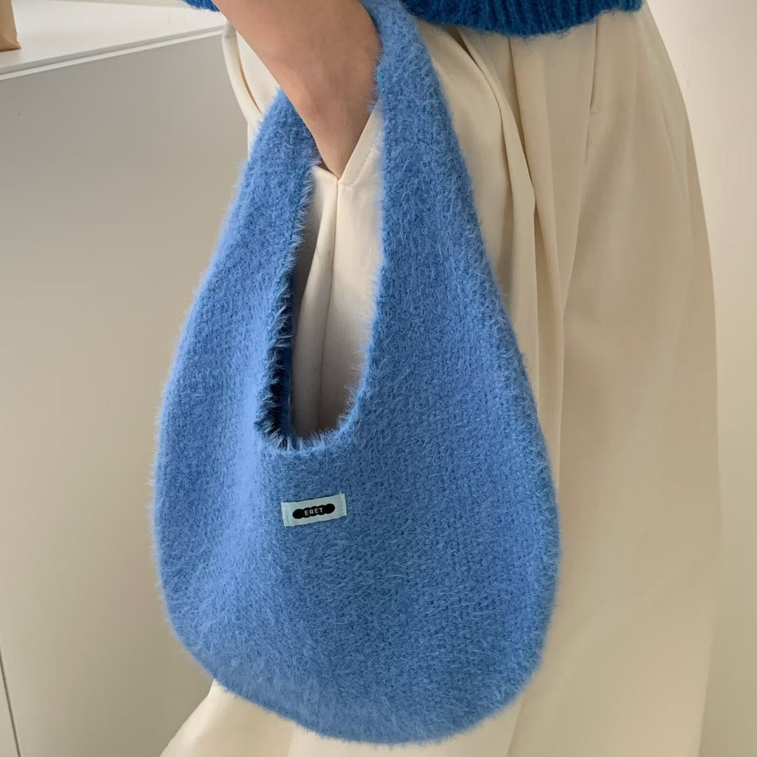 ハーフムーンハンドバッグ