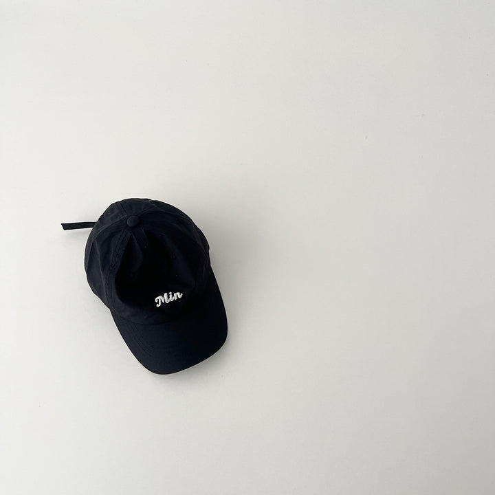 【50-53cm】Min刺繍キャップ