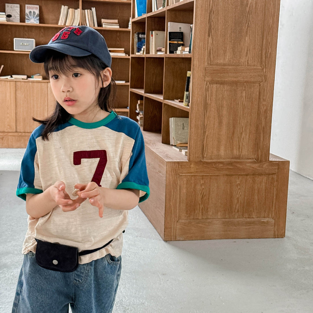 【80-130】スター＆７Tシャツ