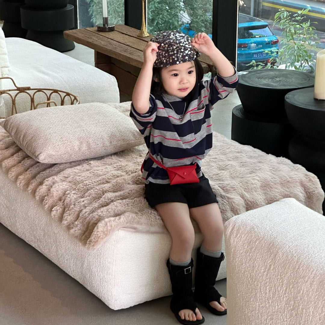 【90-140】ボーダーデザインロンT