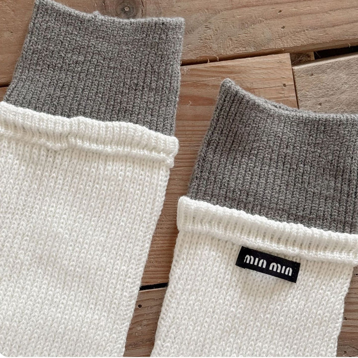 レイヤード風レッグウォーマー