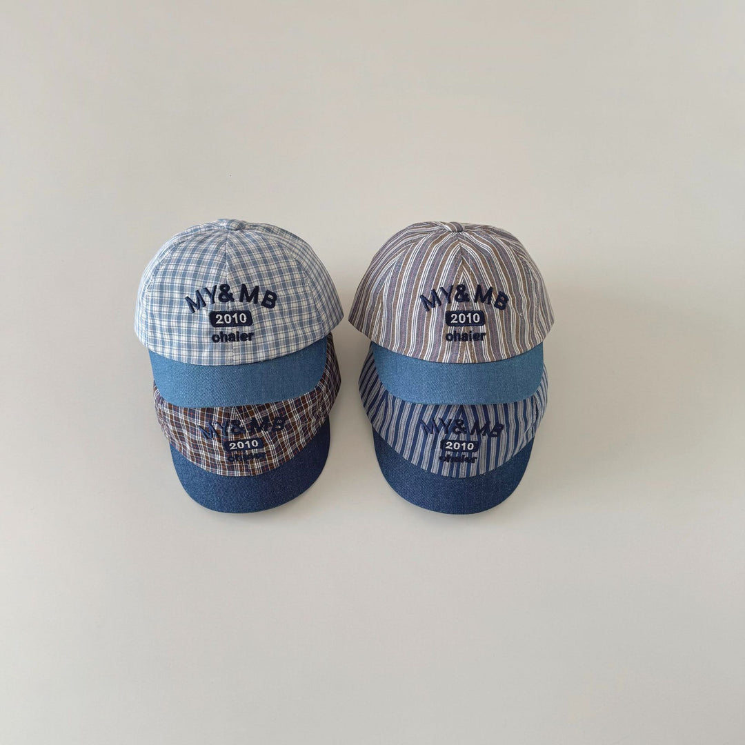 【46-49cm】ロゴデザイン総柄ベビーキャップ