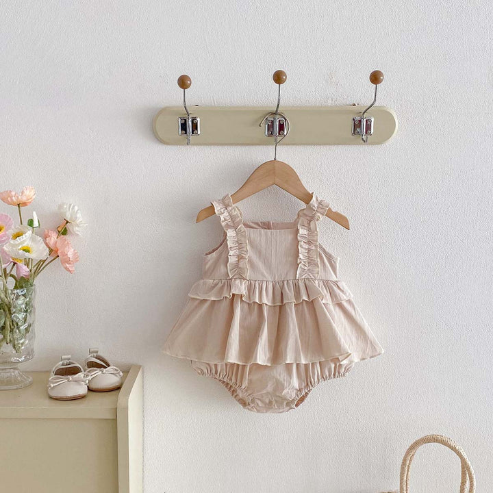 【73-90】フリルデザインキュートロンパース