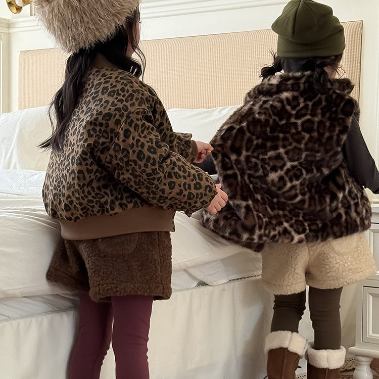 【90-150】フルジップレオパード柄ベスト