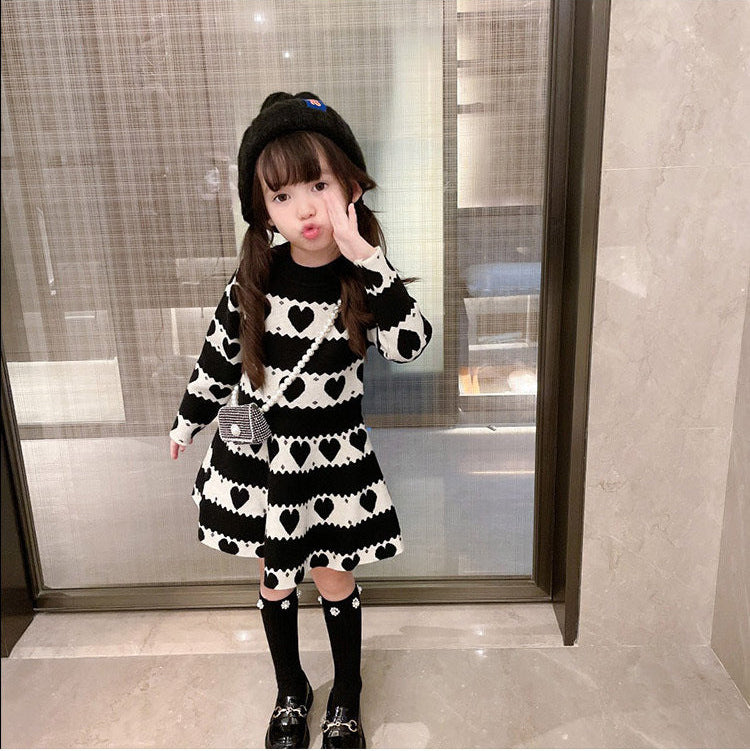 【90-140】ハート柄ニットフレアワンピース