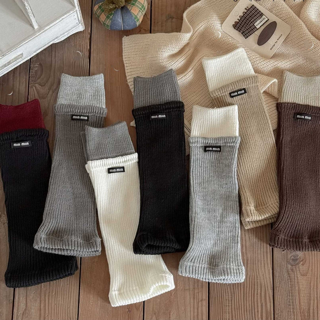 レイヤード風レッグウォーマー