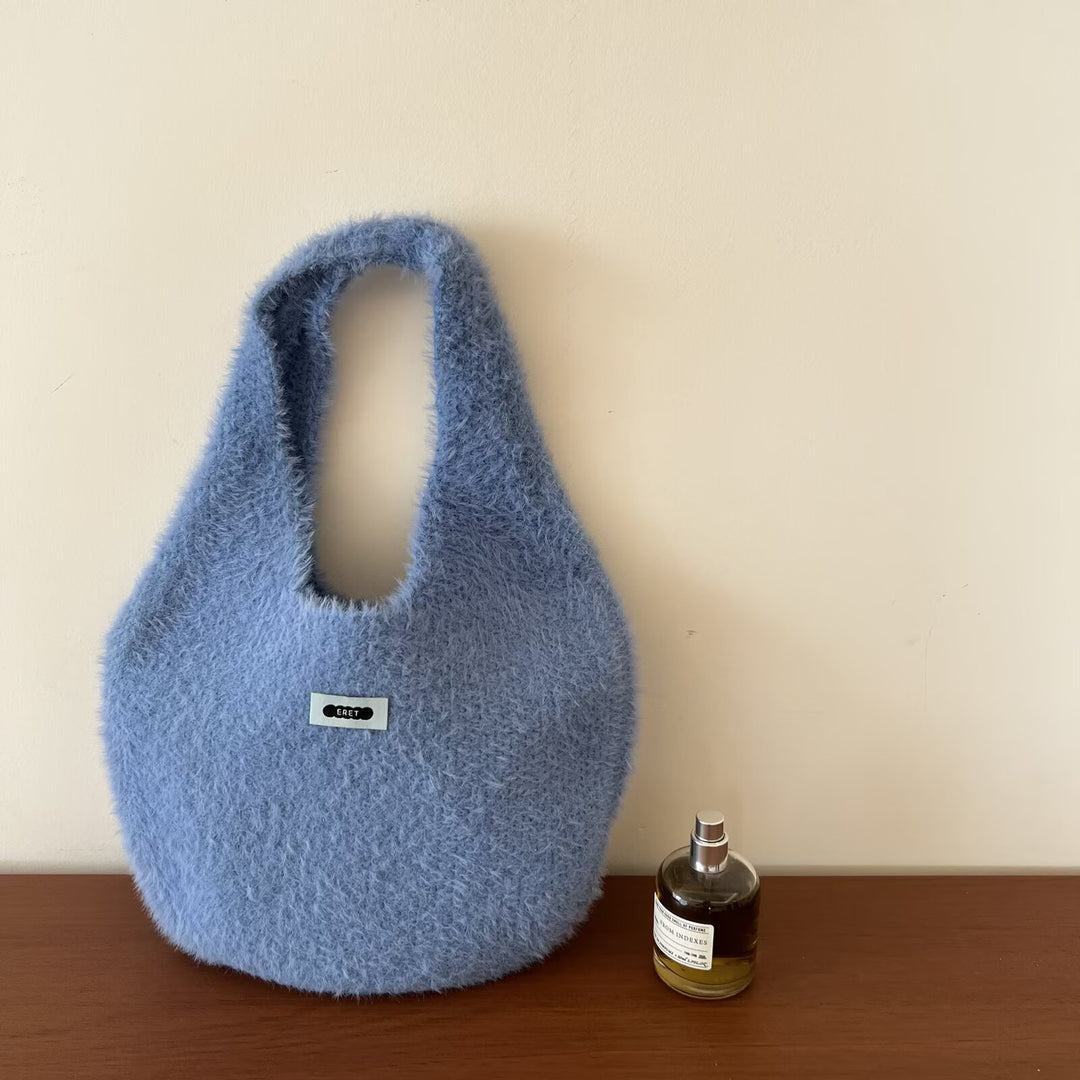 ハーフムーンハンドバッグ