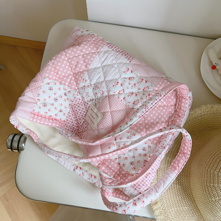 キュートデザインキルティングバッグ