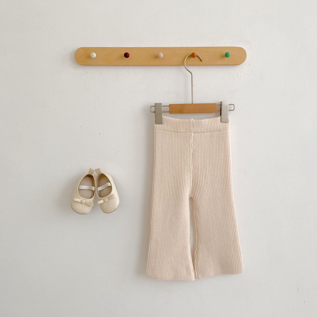 【73-100】シンプルニットフレアパンツ