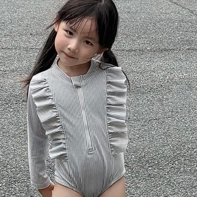 【90-140】細ストライプフリルスイムウェア
