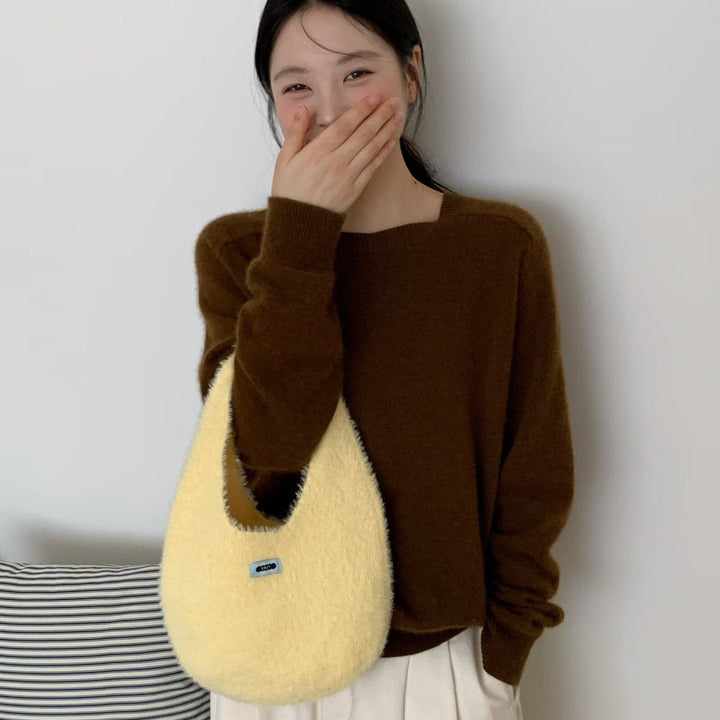 ハーフムーンハンドバッグ