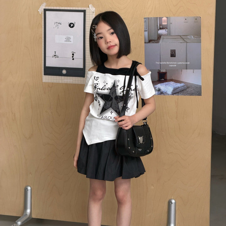 【100-150】レイヤード風アシンメトリーヘムTシャツ