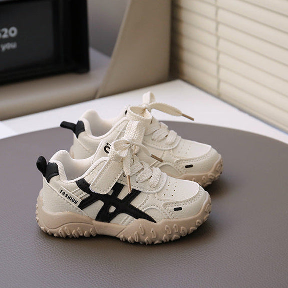 【13.5-18.5】ラインデザインカジュアルスニーカー