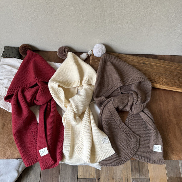 ポンポンフード付きマフラー