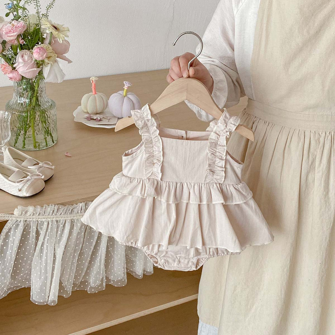 【73-90】フリルデザインキュートロンパース