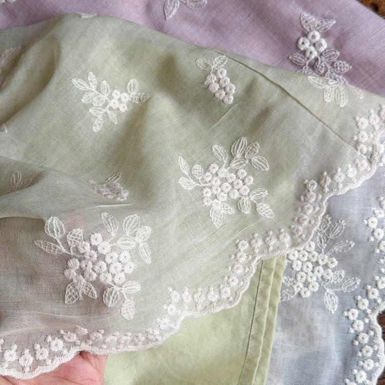 【100-150】レースカラー花柄刺繍ワンピース