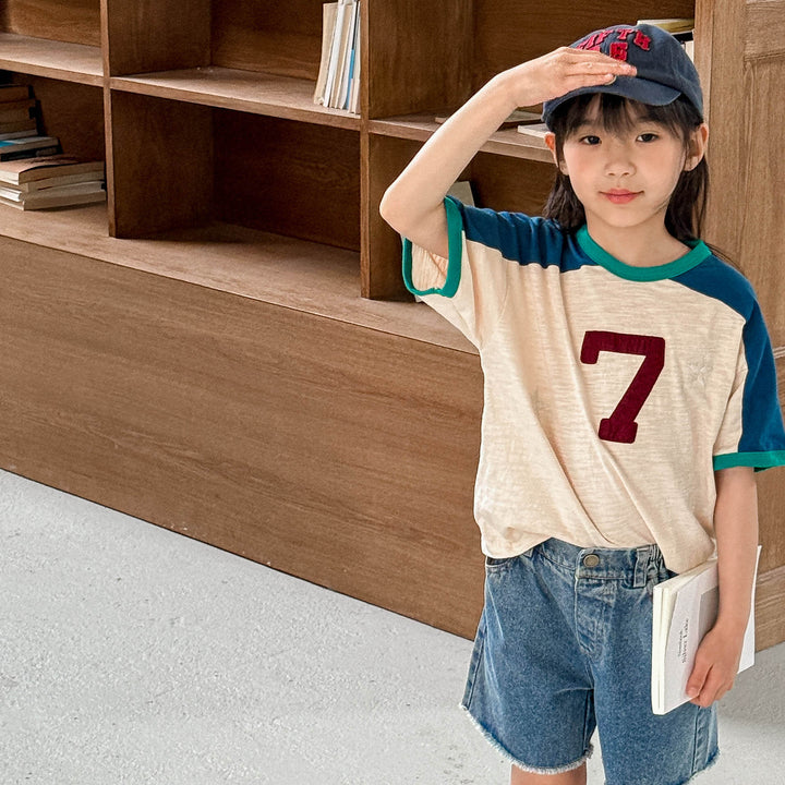 【80-130】スター＆７Tシャツ