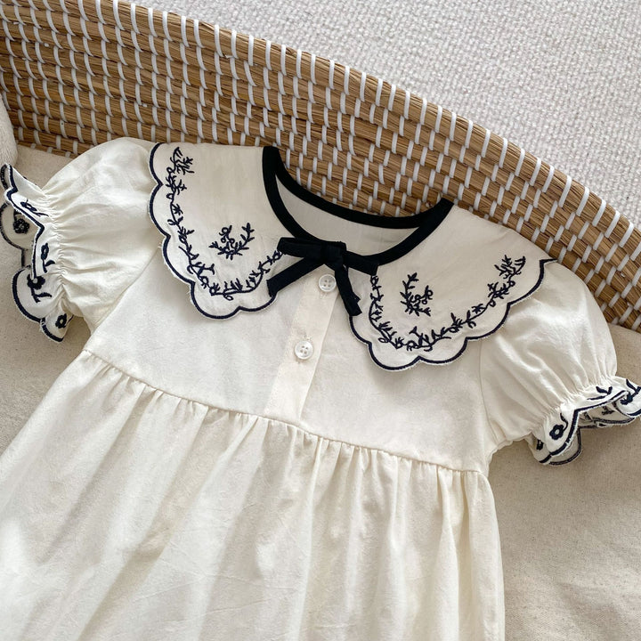 【73-90】ボタニカル刺繍半袖ロンパース