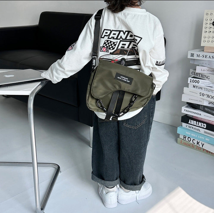 チェーンデザイショルダーバッグ