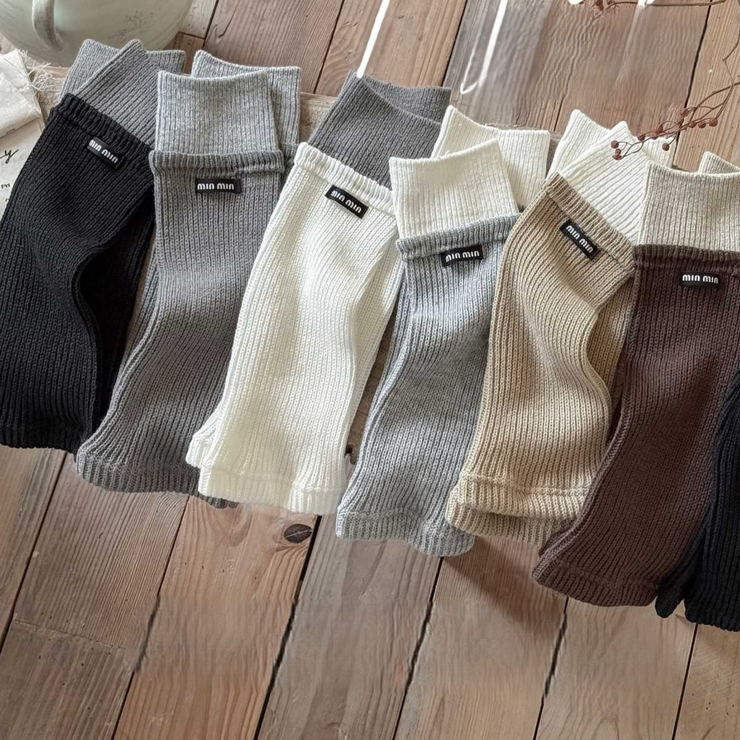 レイヤード風レッグウォーマー