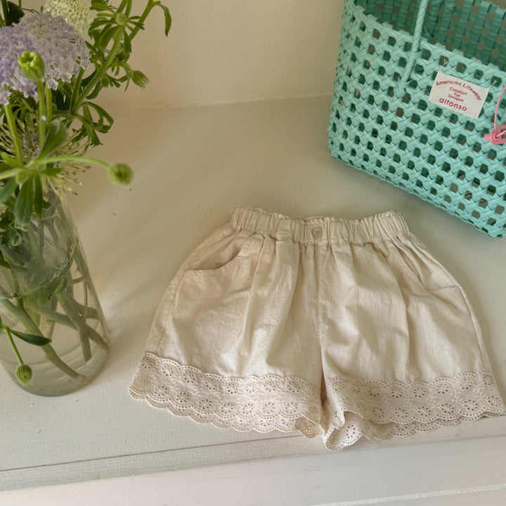 【90-140】レースヘムショートパンツ