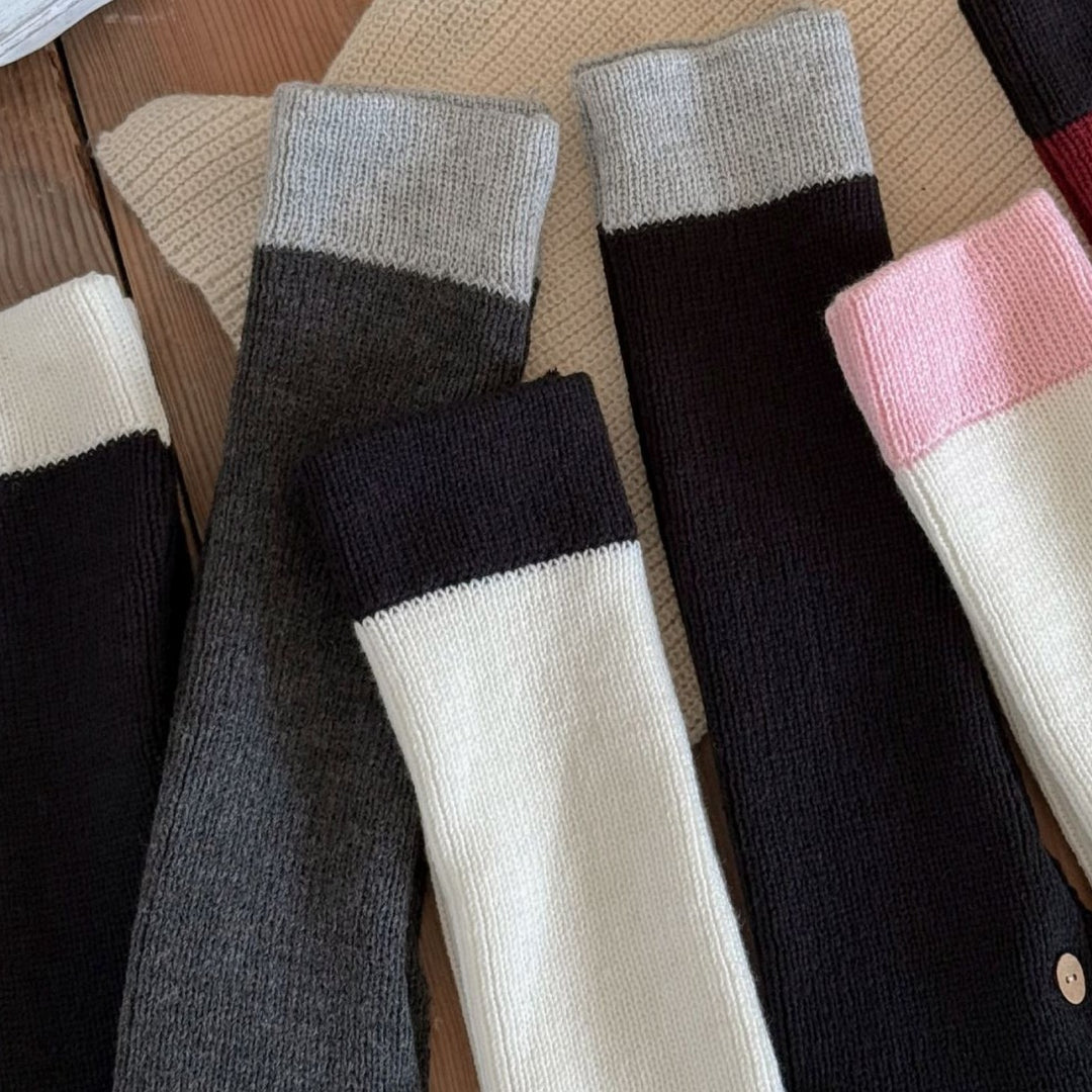 裾ボタンバイカラーレッグウォーマー