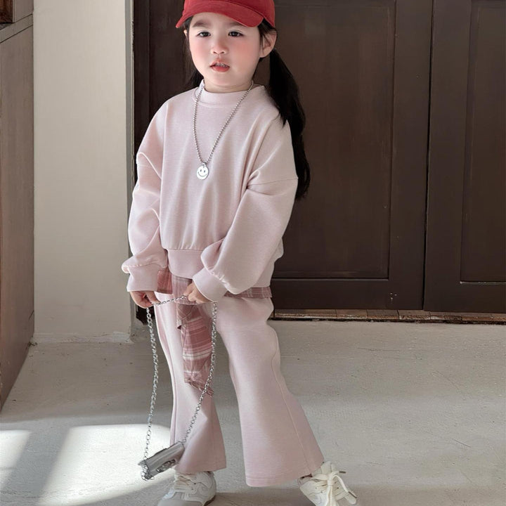 【90-140】レイヤード風トレーナー×フレアパンツセット