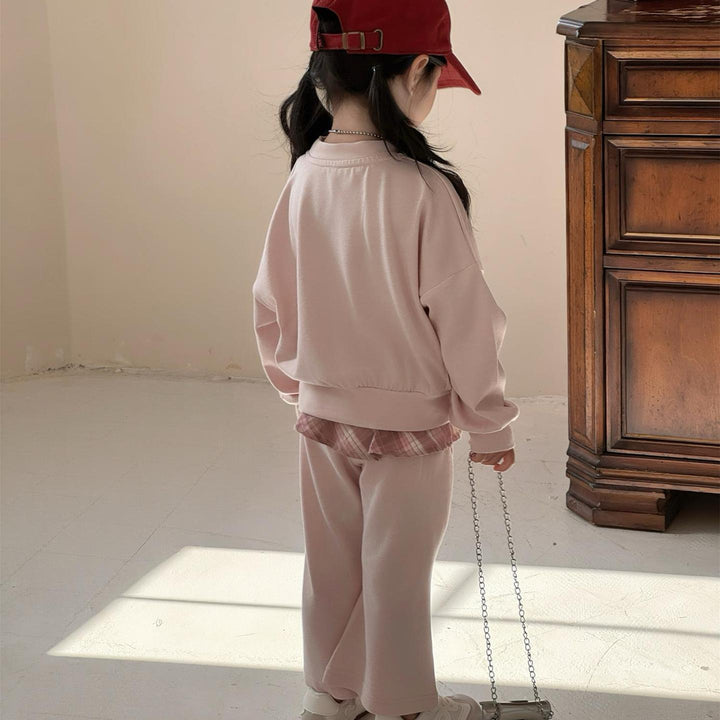 【90-140】レイヤード風トレーナー×フレアパンツセット