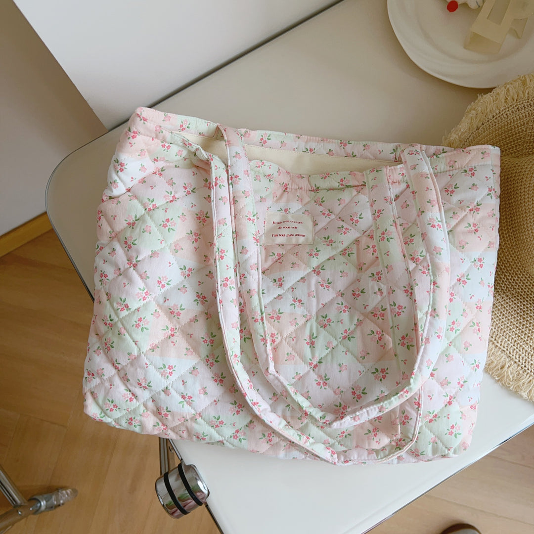 キュートデザインキルティングバッグ